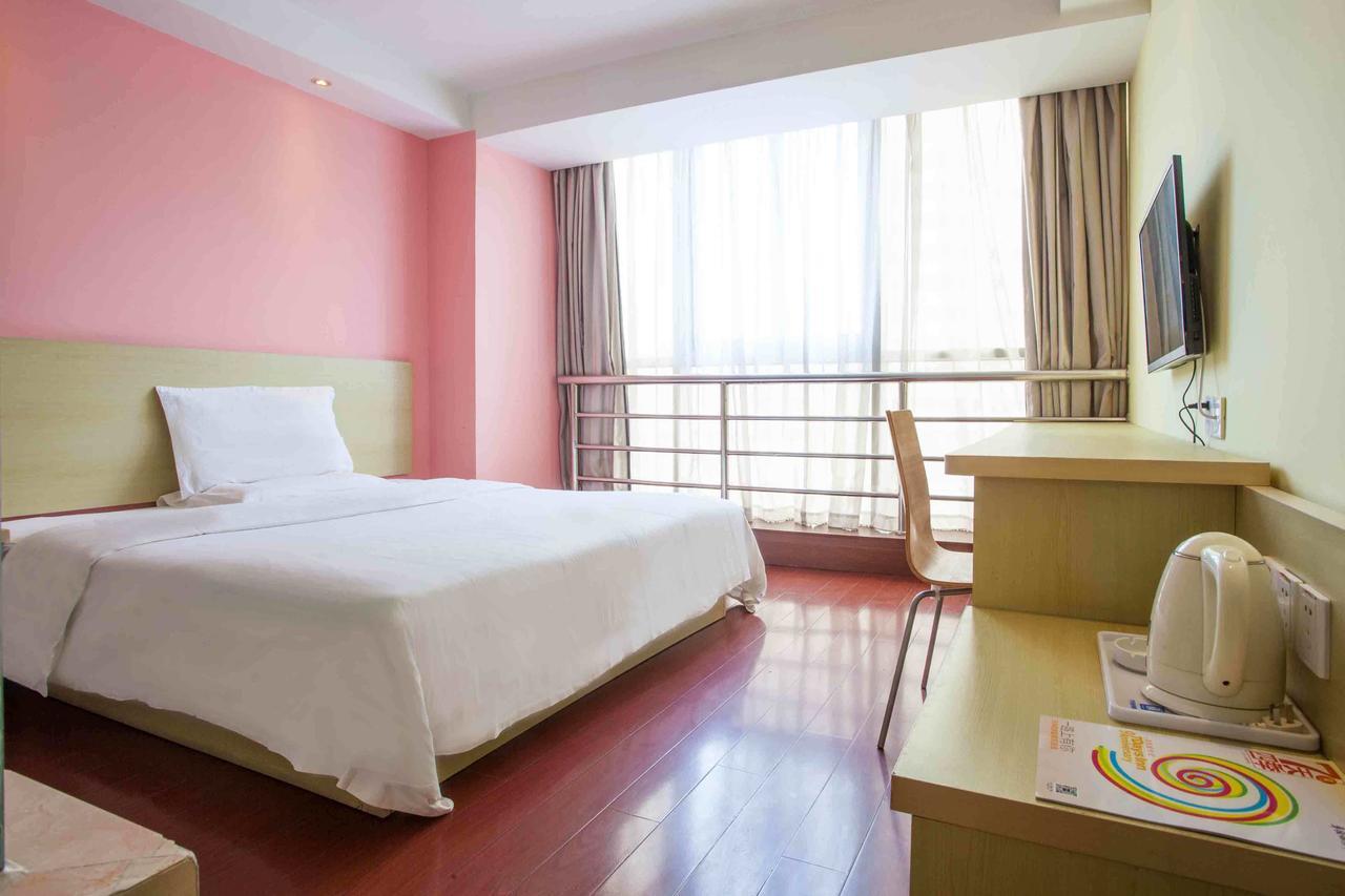 7Days Inn Dongguan Houjie Conference & Exhibition Center ห้อง รูปภาพ